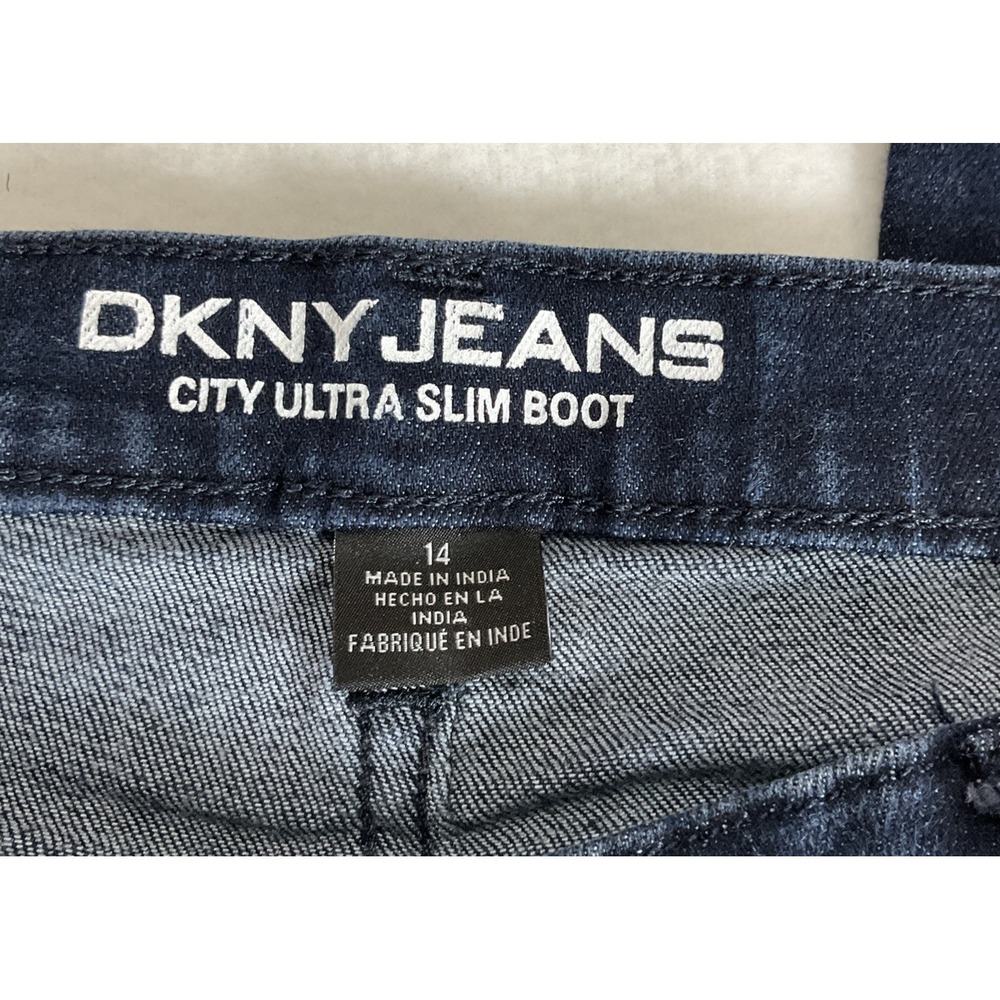 DKNY Women's Size 4:City Ultra Slim Boot Cut Jeans Dark Wash Stretch‎ 5 Pocket - Picture 3 of 12